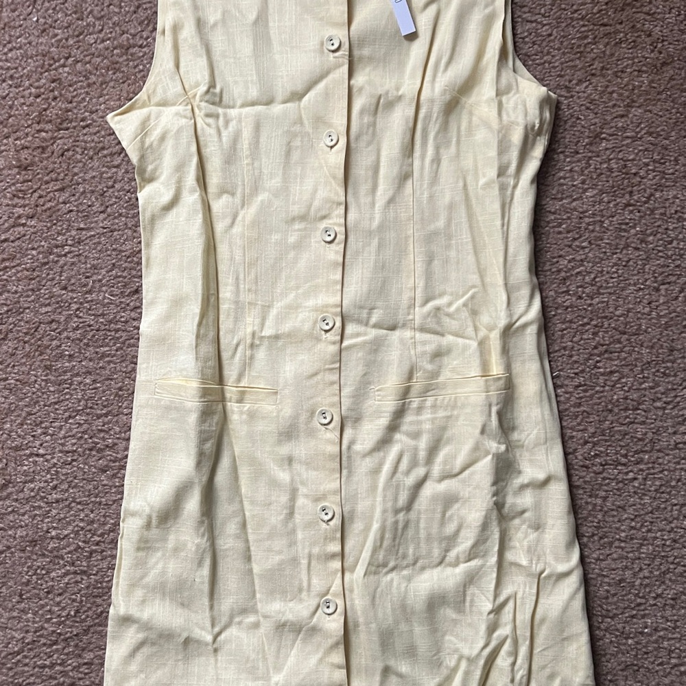 Chic Butter Yellow Button-Front Midi Dress